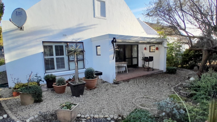 2 Bedroom Property for Sale in Durbanville Western Cape